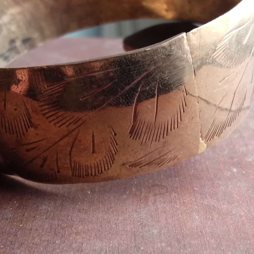 VINTAGE!!!! India Bangel